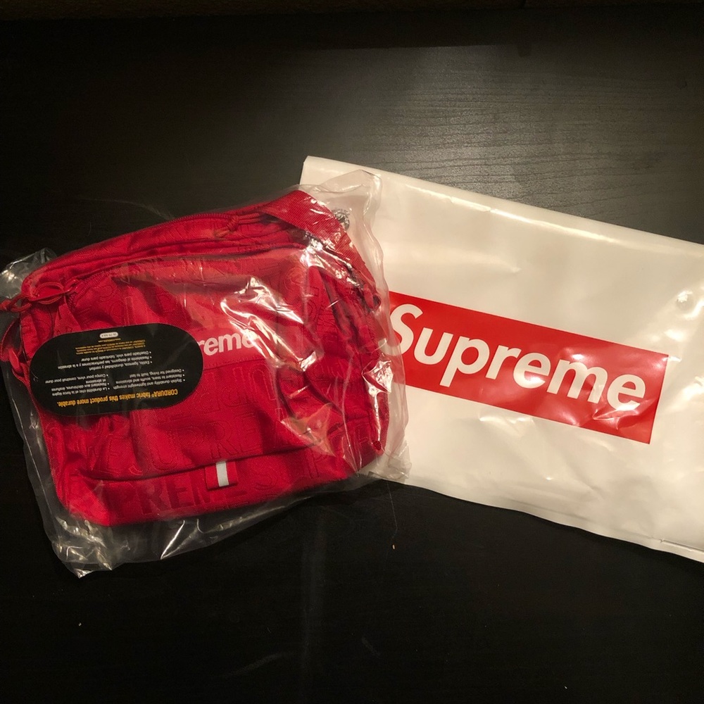 Supreme Shoulder Bag